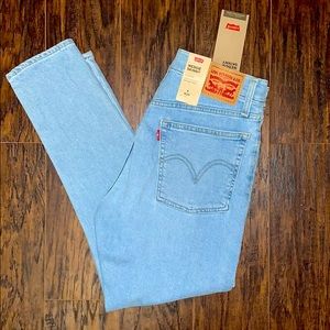 Levi Wedgie Skinny Jeans